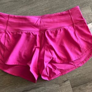 BRAND NEW HANG TAG Lululemon Low-Rise Speed Up Short *2.5" Sonic Pink Size 4